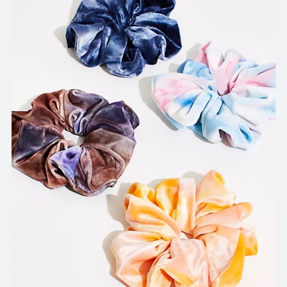 Free People Tie Dye Velvet Mega Scrunchie - Picture 2 of 6